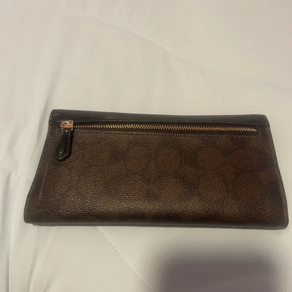 Like New Coach Long Wallet - Picture 3 of 8